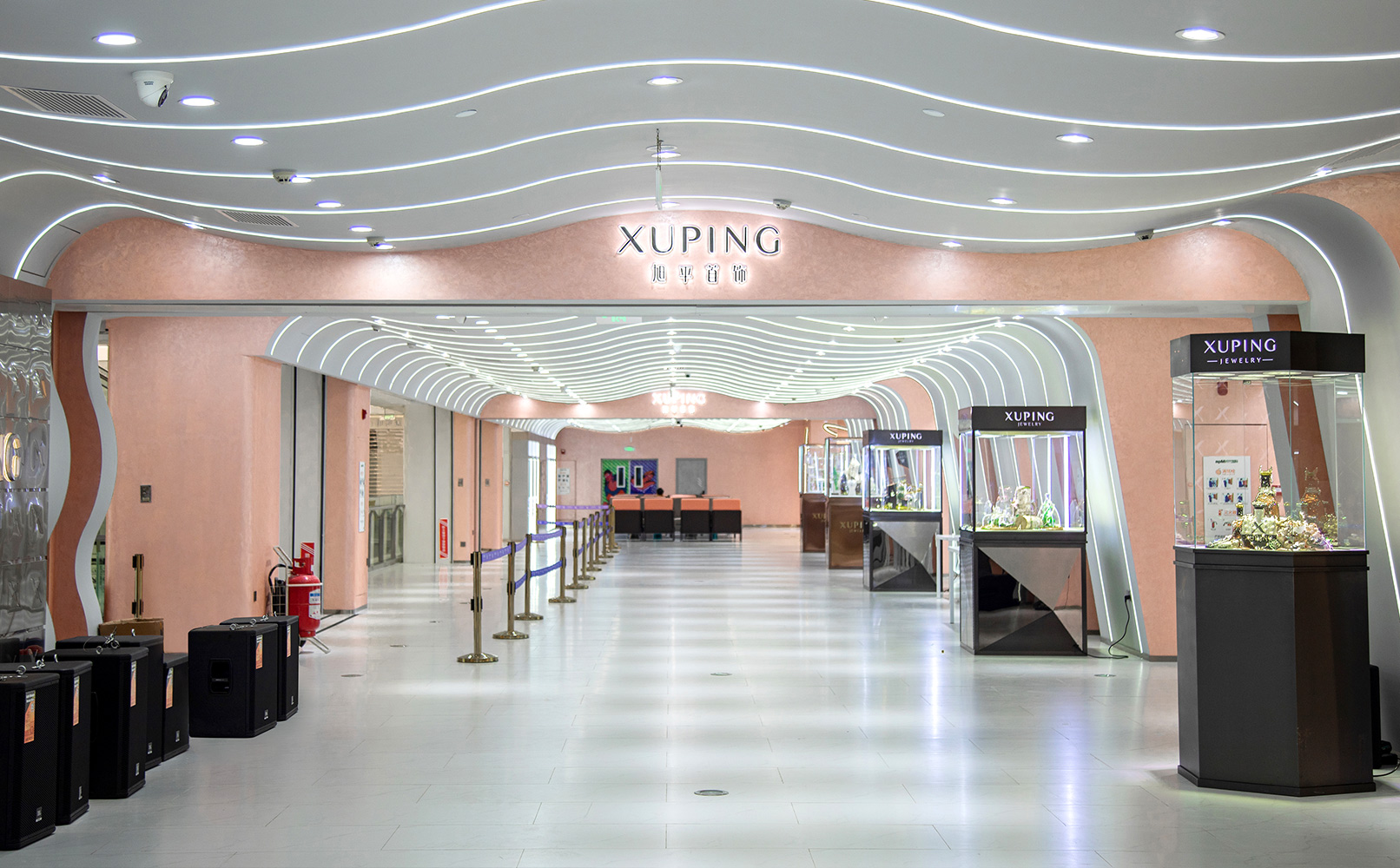 Xuping Jewelry production operations supporting large-volume fashion jewelry output
