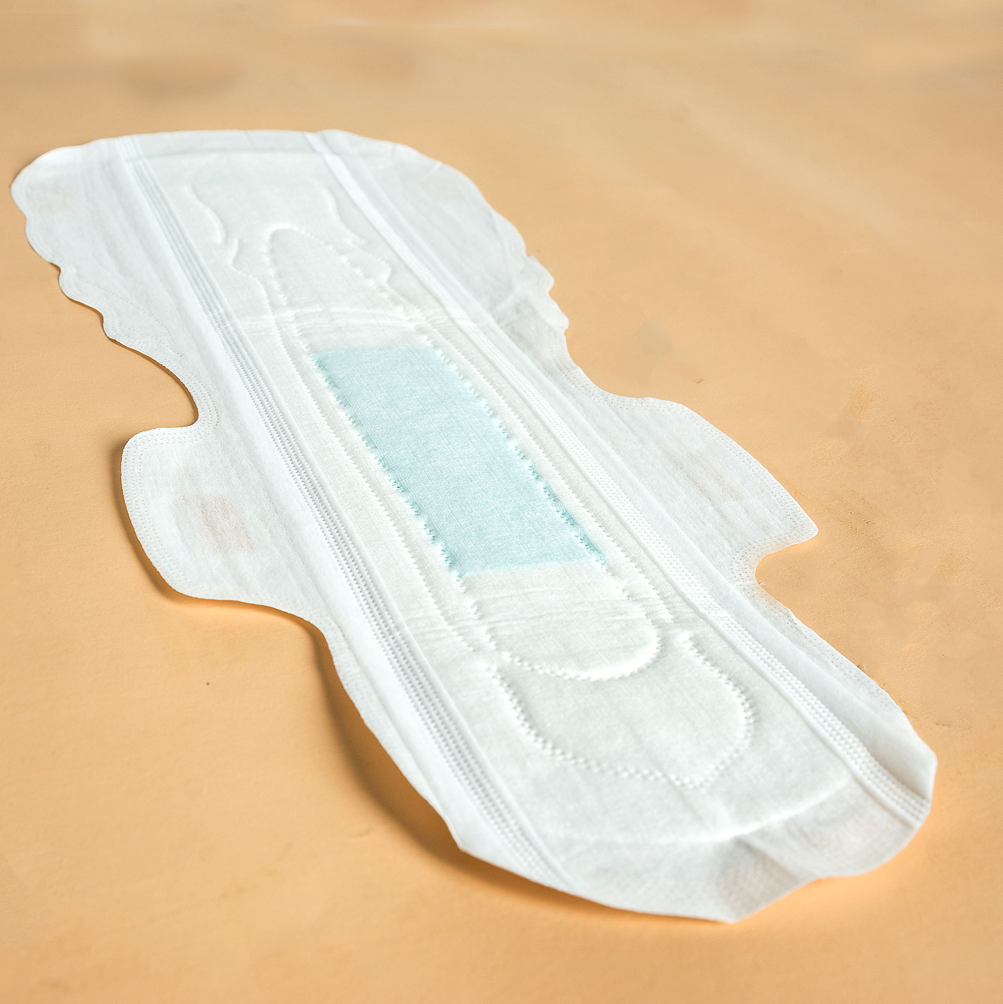 Sanitary napkin 240mm regular side view