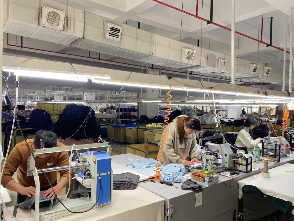 Label Pressing Machine