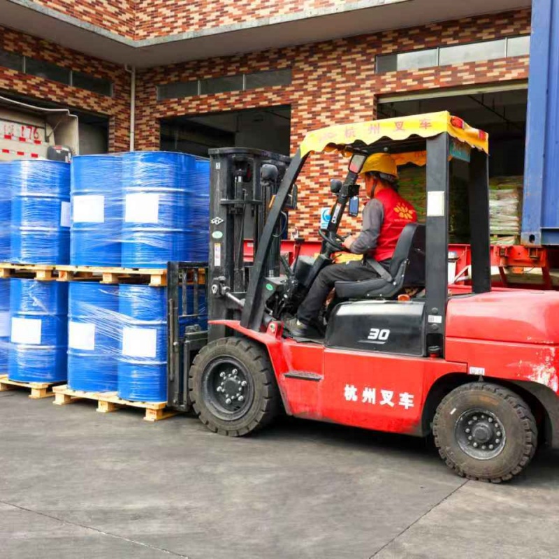 Loading and logistics at a warehouse