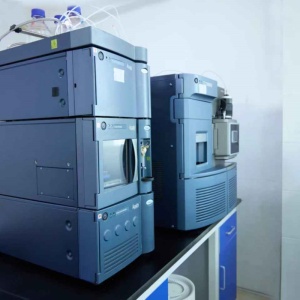 laboratory equipment 