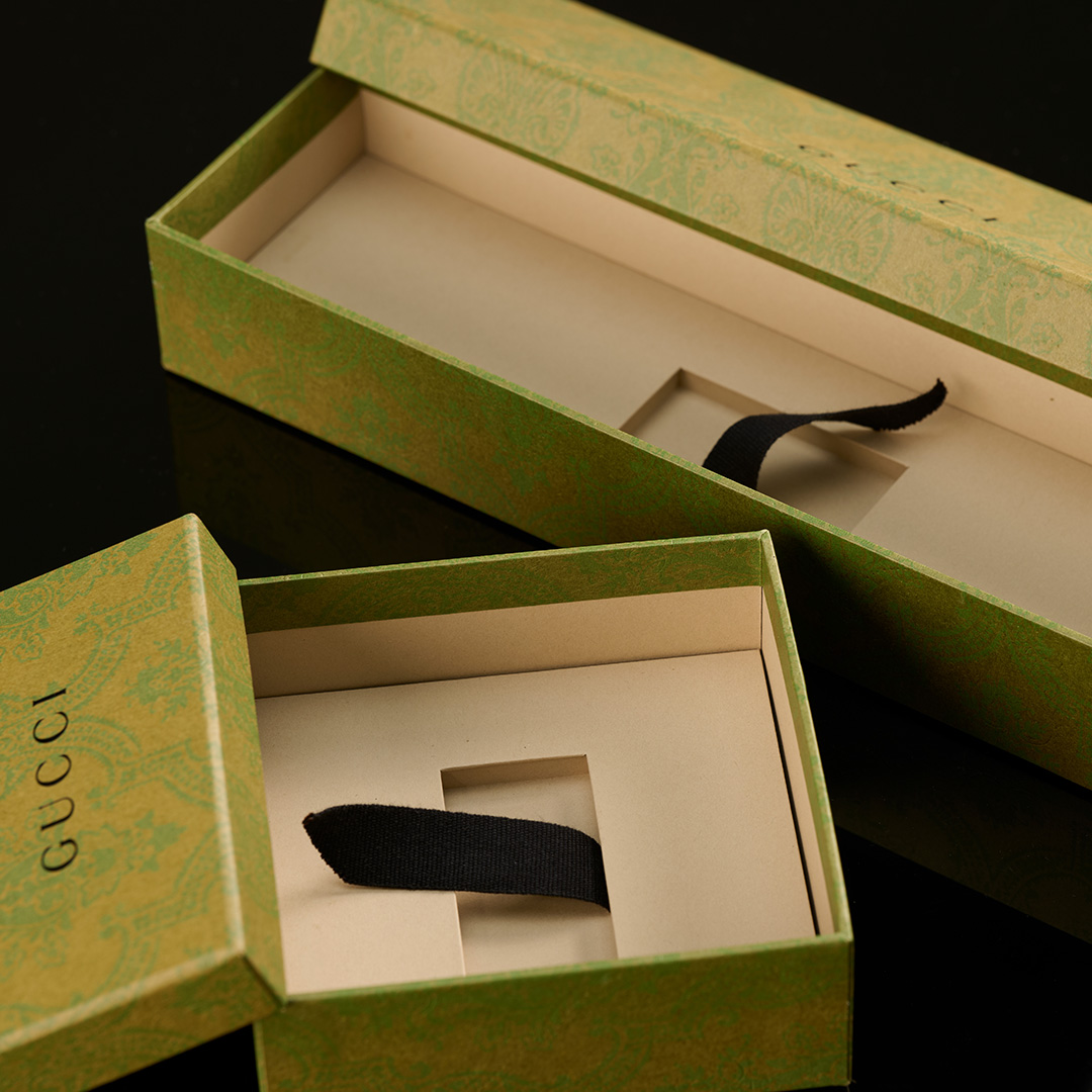 Custom Rigid Box – Lift-off Lid