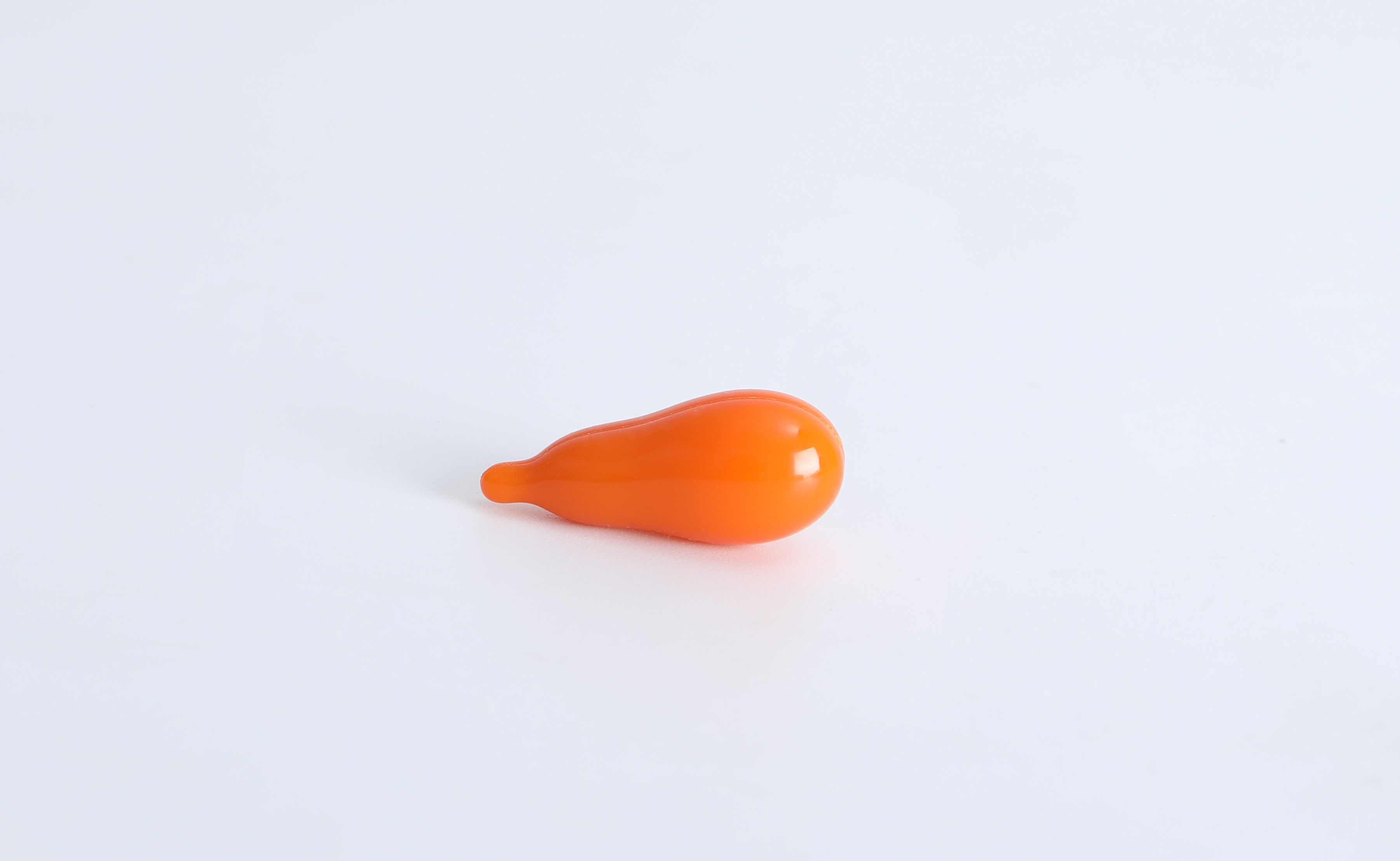 CoQ10 100 mg softgel illustrating the softgel dosage format for oil-based supplement formulas