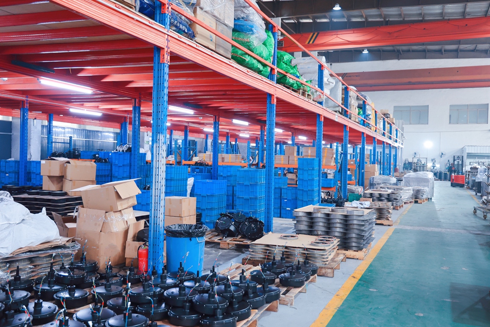 SUNOLTA manufacturing workshop