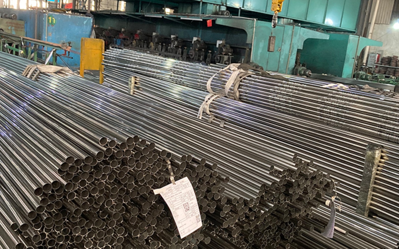 SS304 stainless round pipes