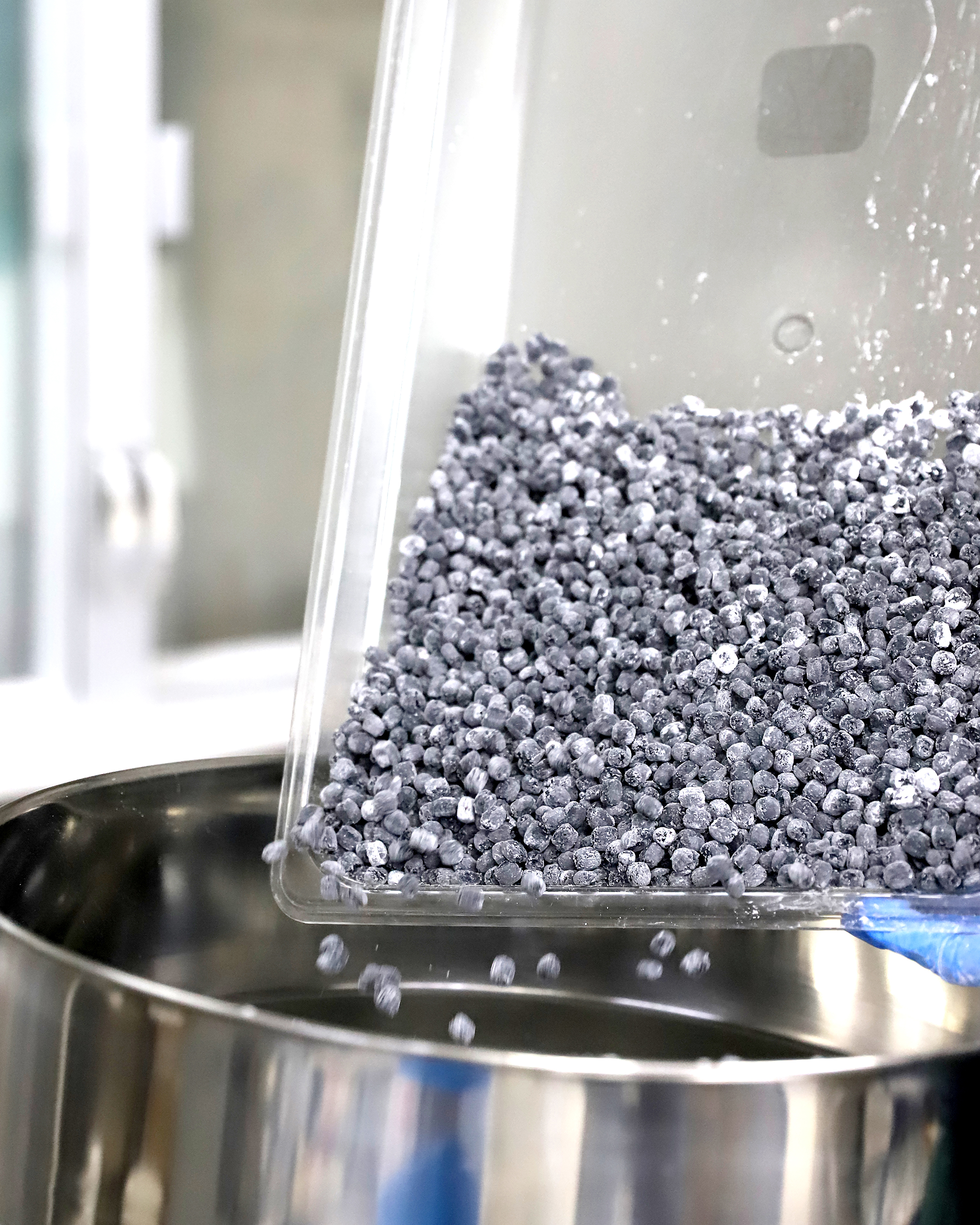 Pearl making at Mother Pearl