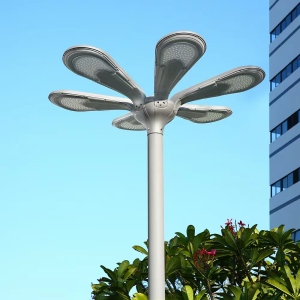Solar LED Garden Light