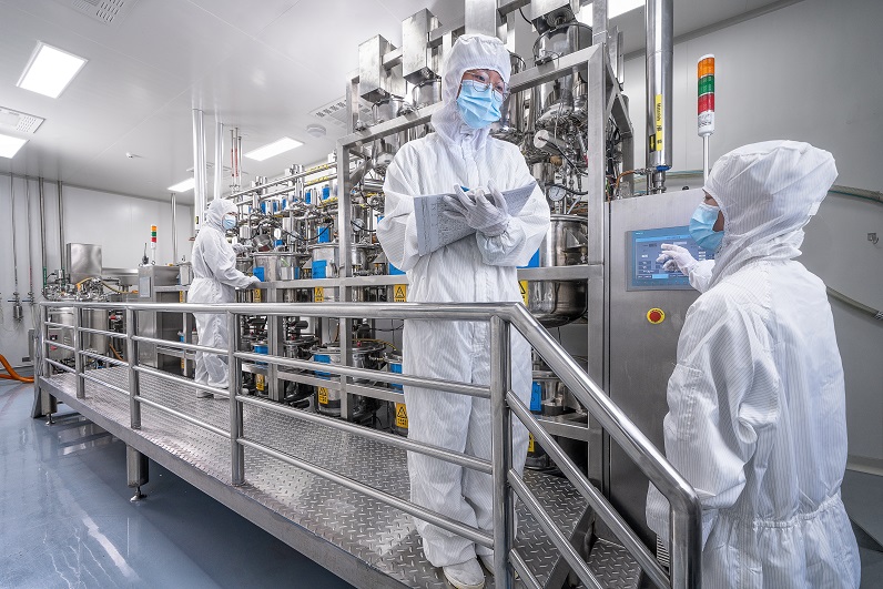Automated capsule filling and tablet press operation