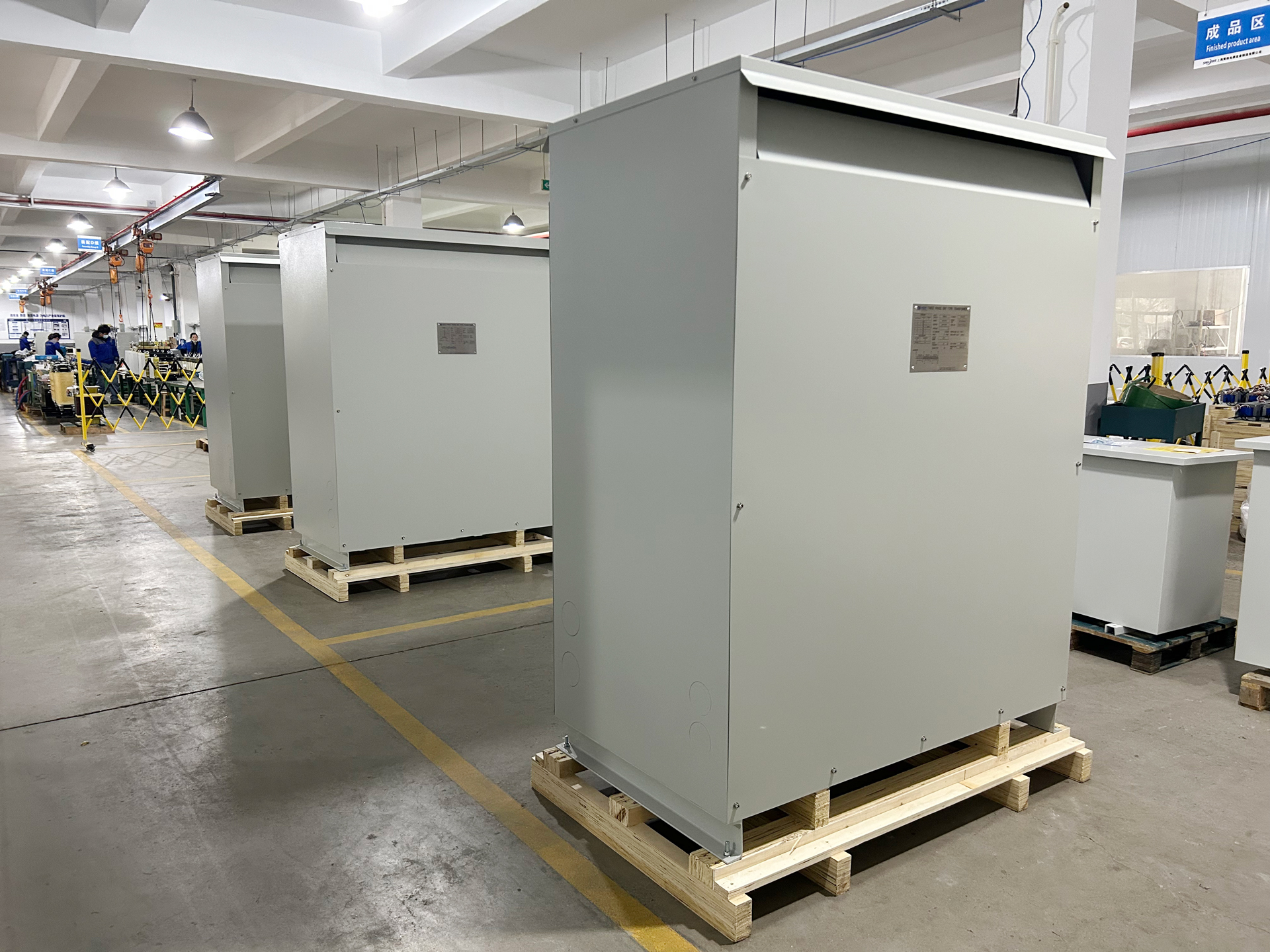 750kVA Three Phase Dry Type Transformer 4160V to 480Y/277V Outdoor NEMA 3R DOE 2016 Efficiency<p class=