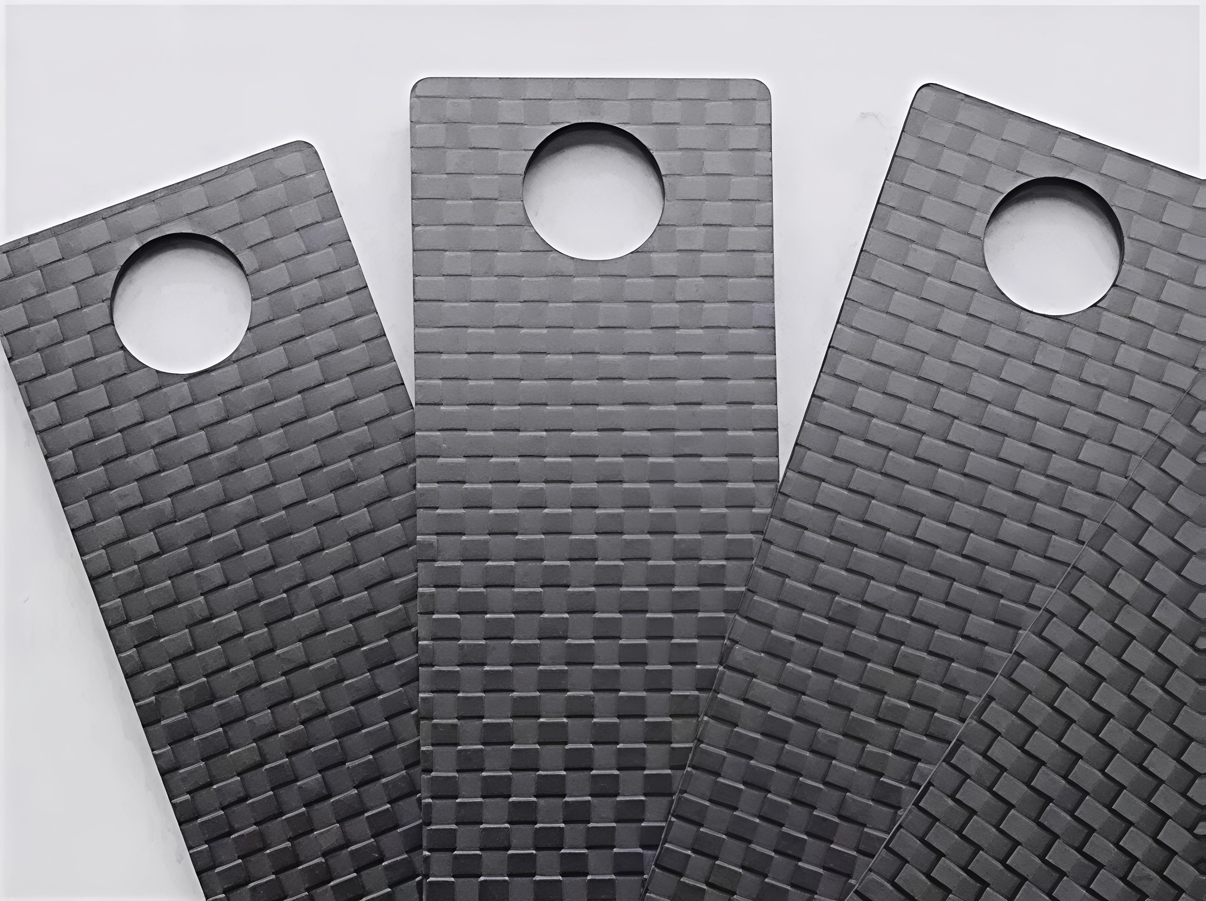 Composite material cutting with waterjet