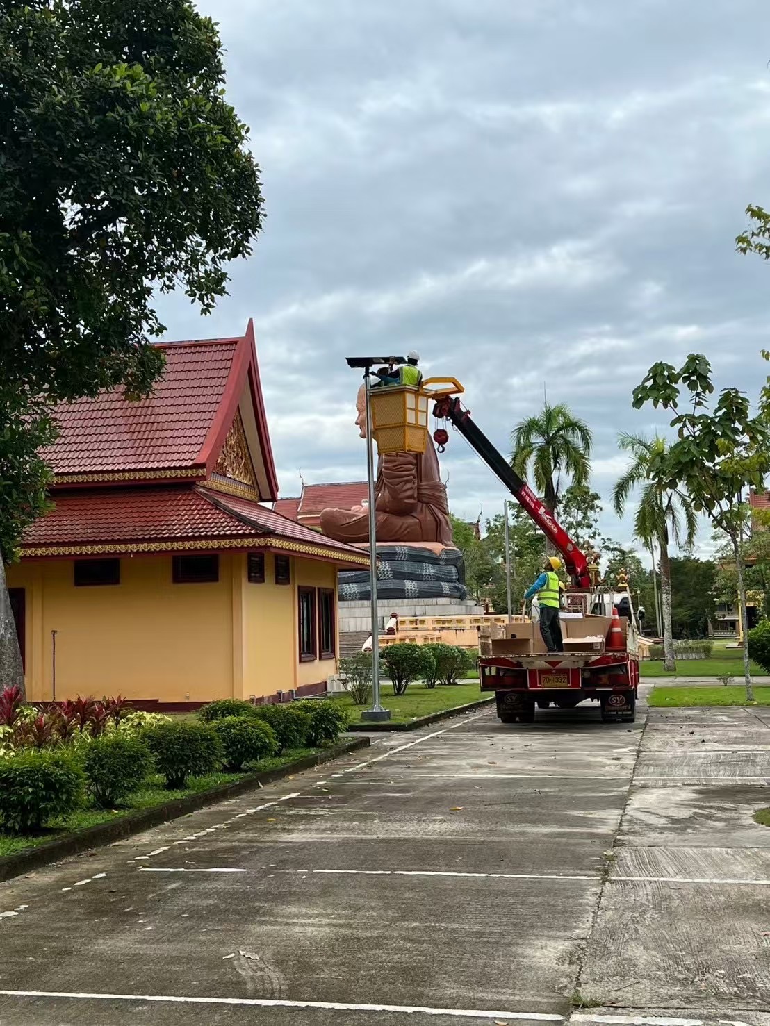 Solar Street Lighting installation in Thailand - AOK solar lighting solution