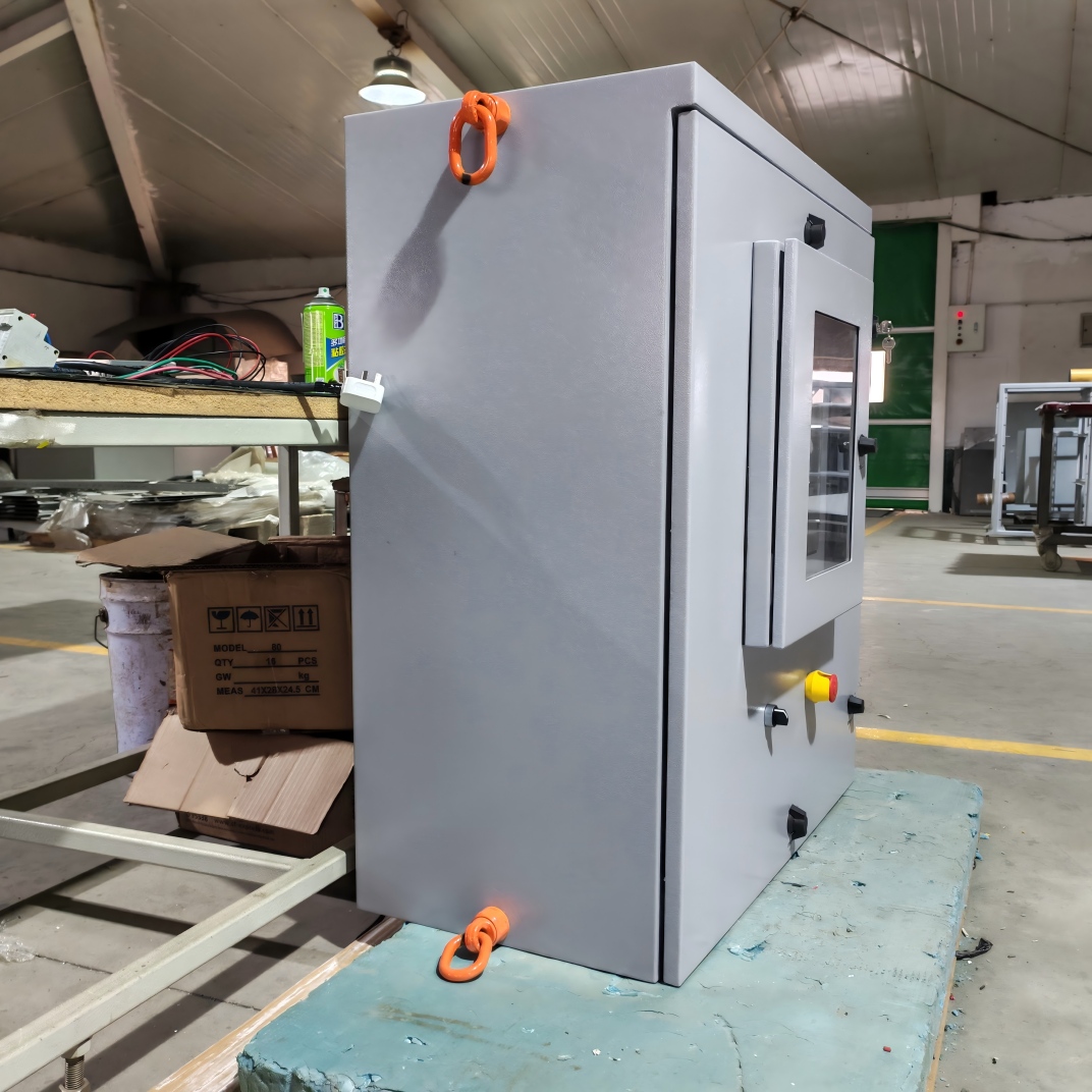 IP65 box door with flat lock