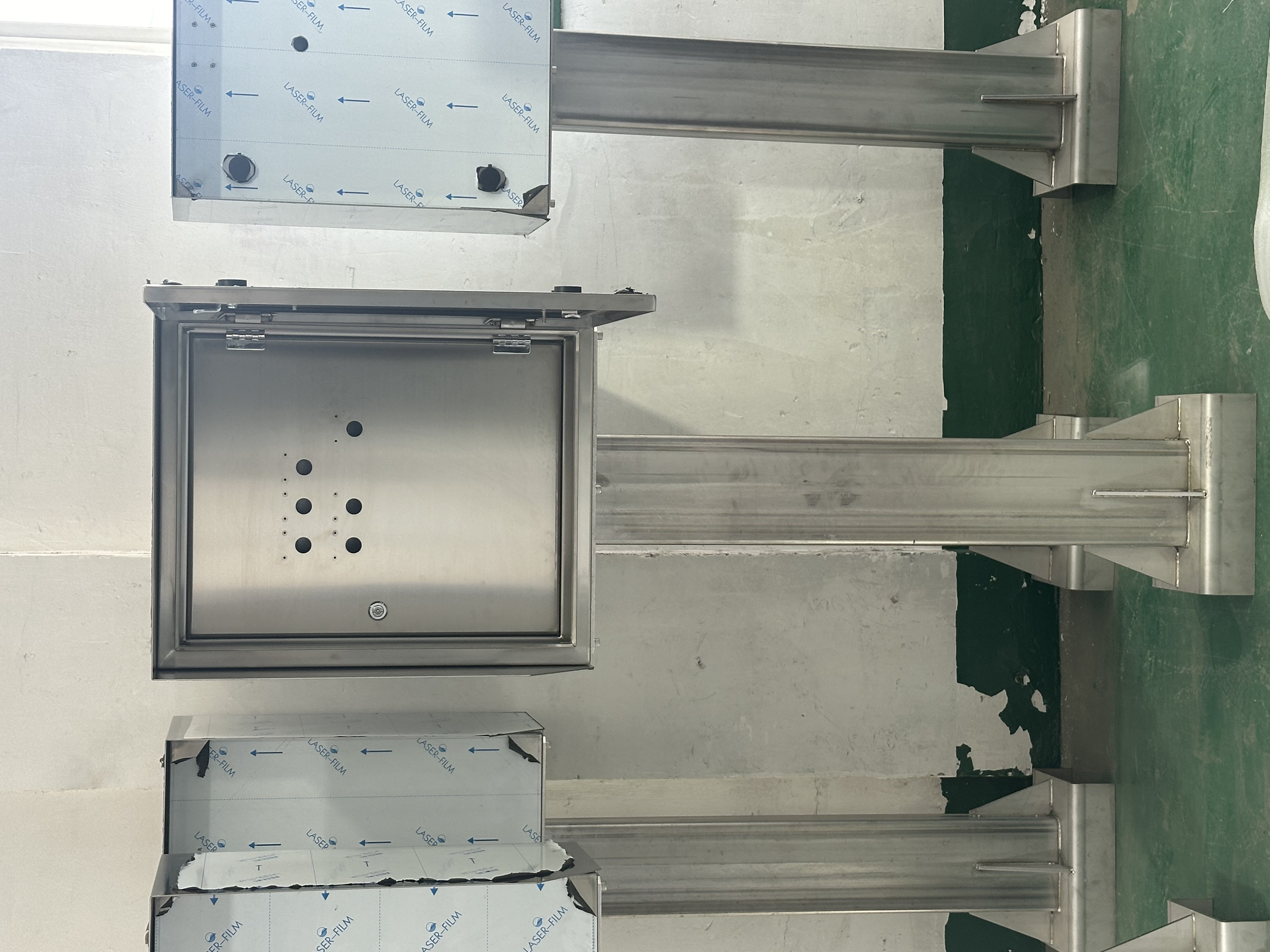 Stainless Steel Pedestal Box