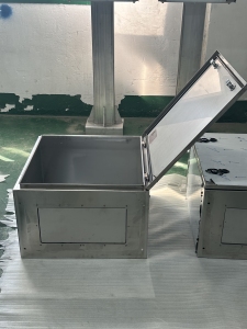 Wall-mounted Instrument Box