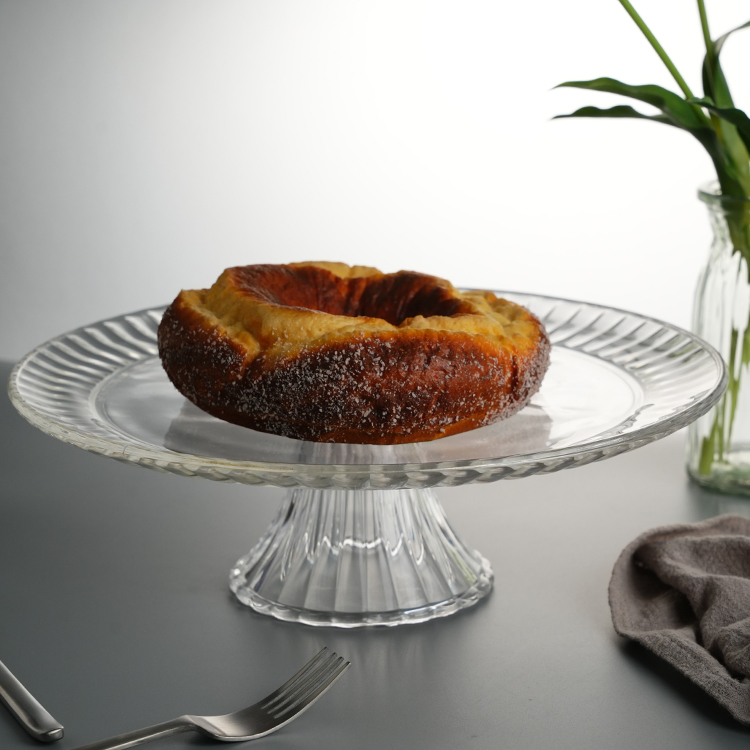 glass cake stand
