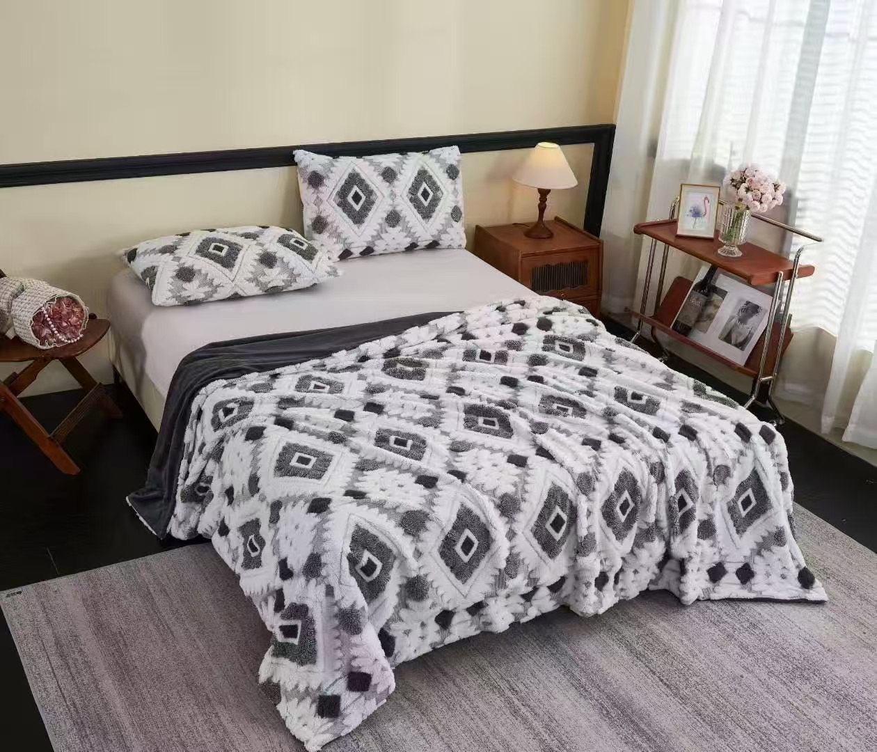 Velvet Four-Piece Bedding Set