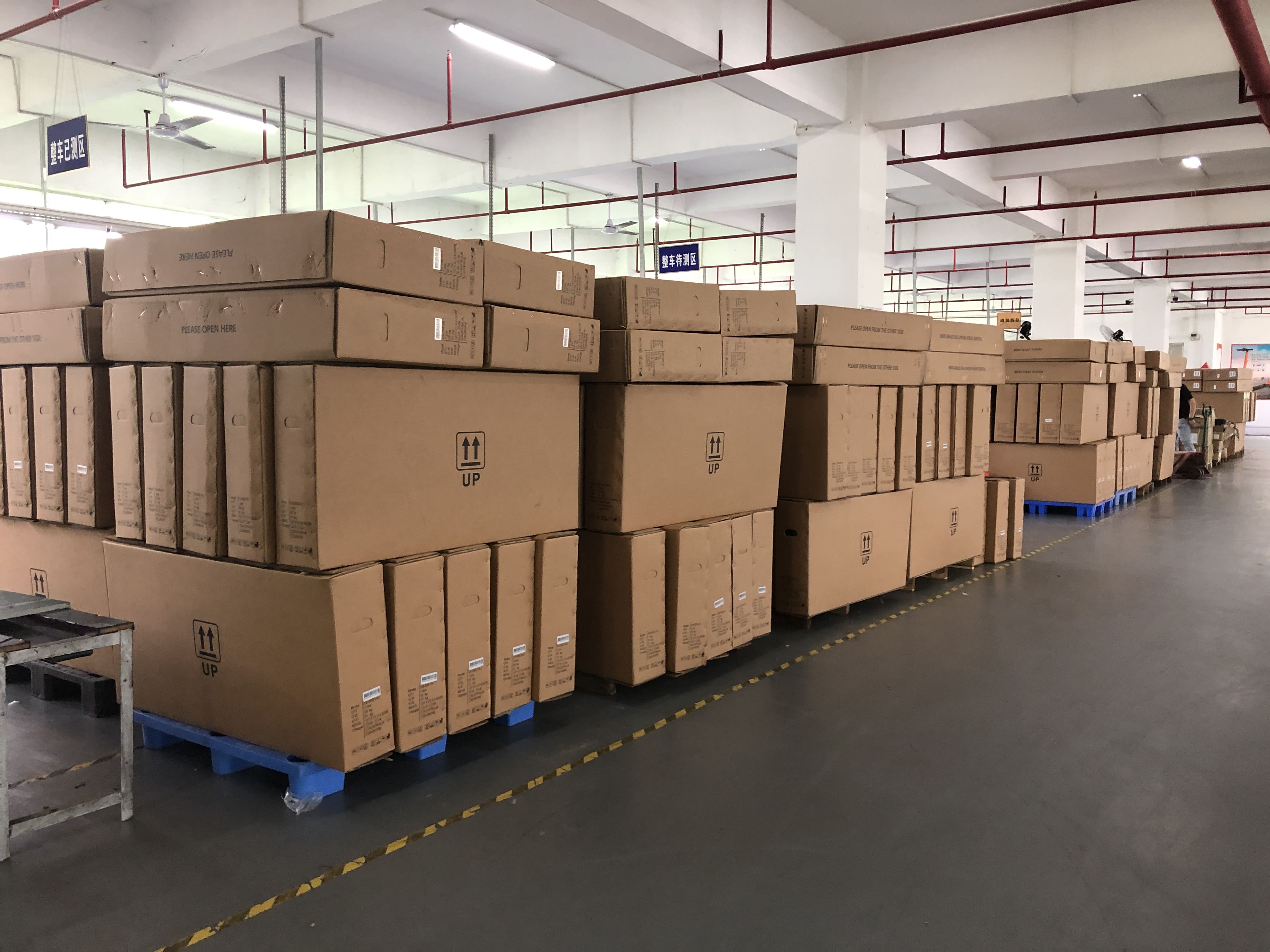Freego USA warehouse inventory with ready-to-ship dirt ebikes