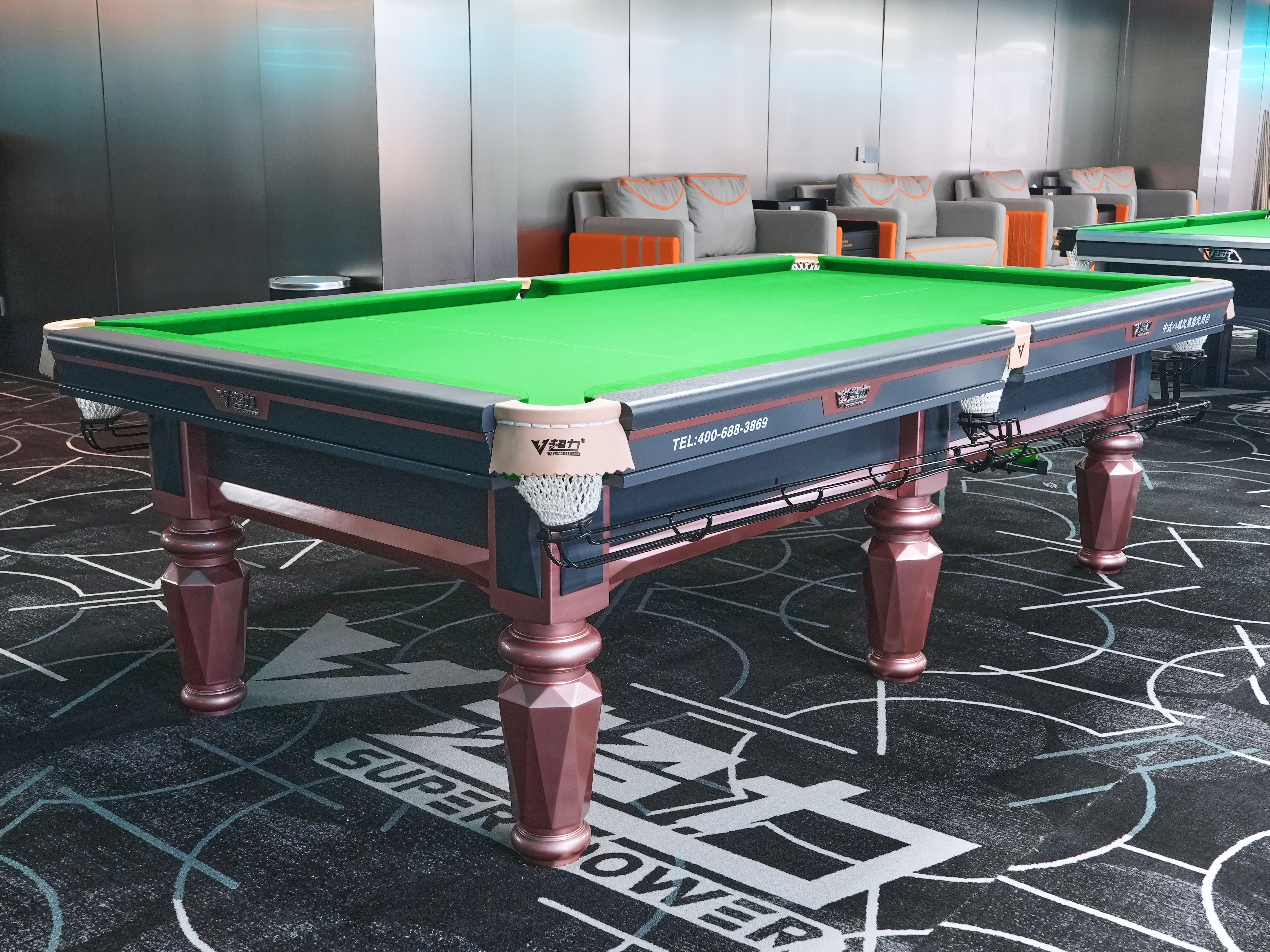 Diamond Heyball table with HPL rails and LED legs in a dark venue