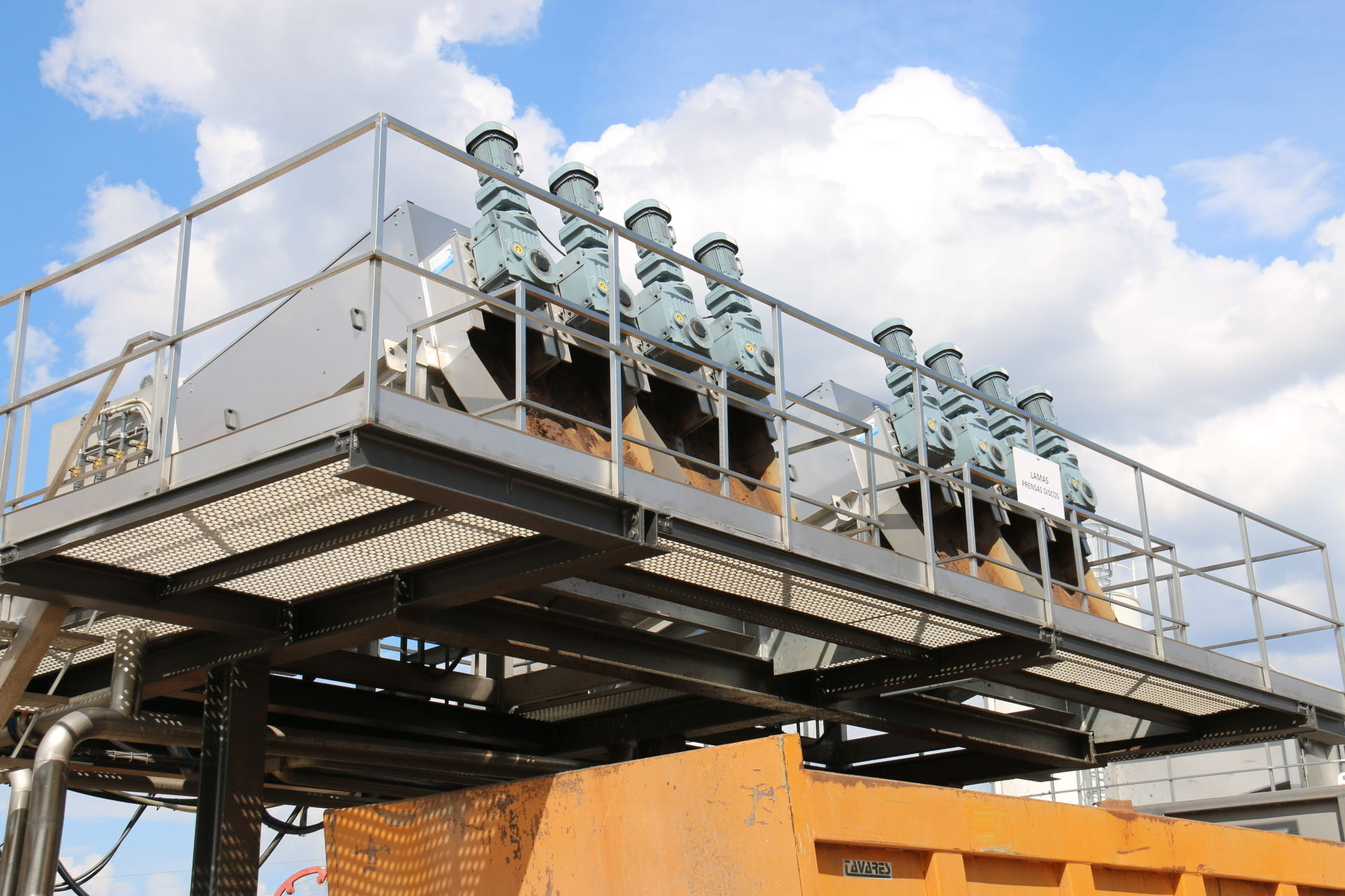 Screw Press Sludge Dewatering Machine Benenv MDS404