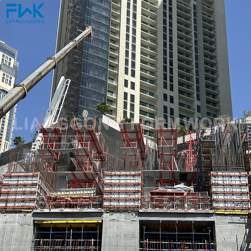 Hydraulic Auto-Climbing Formwork on Dubai Safa 2 project