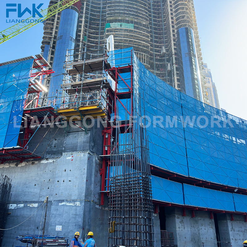 High-rise project using hydraulic auto-climbing formwork