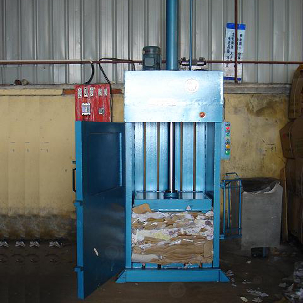 Vertical Baler NK6040T10 in production