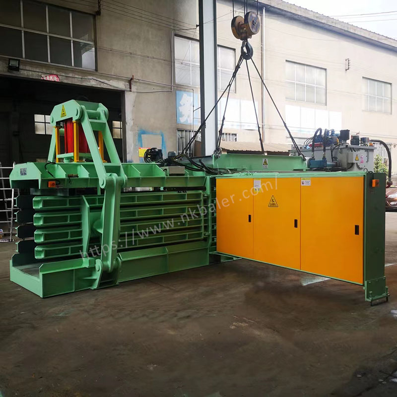 160T horizontal baler baling chamber and pressing unit
