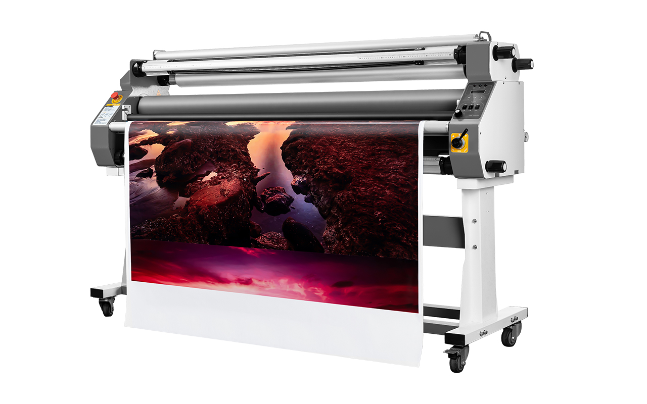 Roll to roll laminating machine in operation