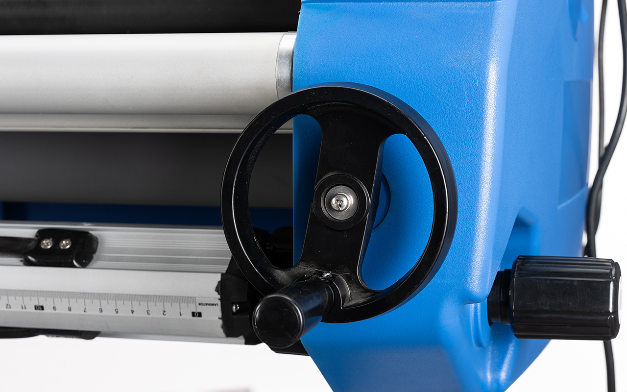 Manual hand crank lifting system of laminator MF1700-M1