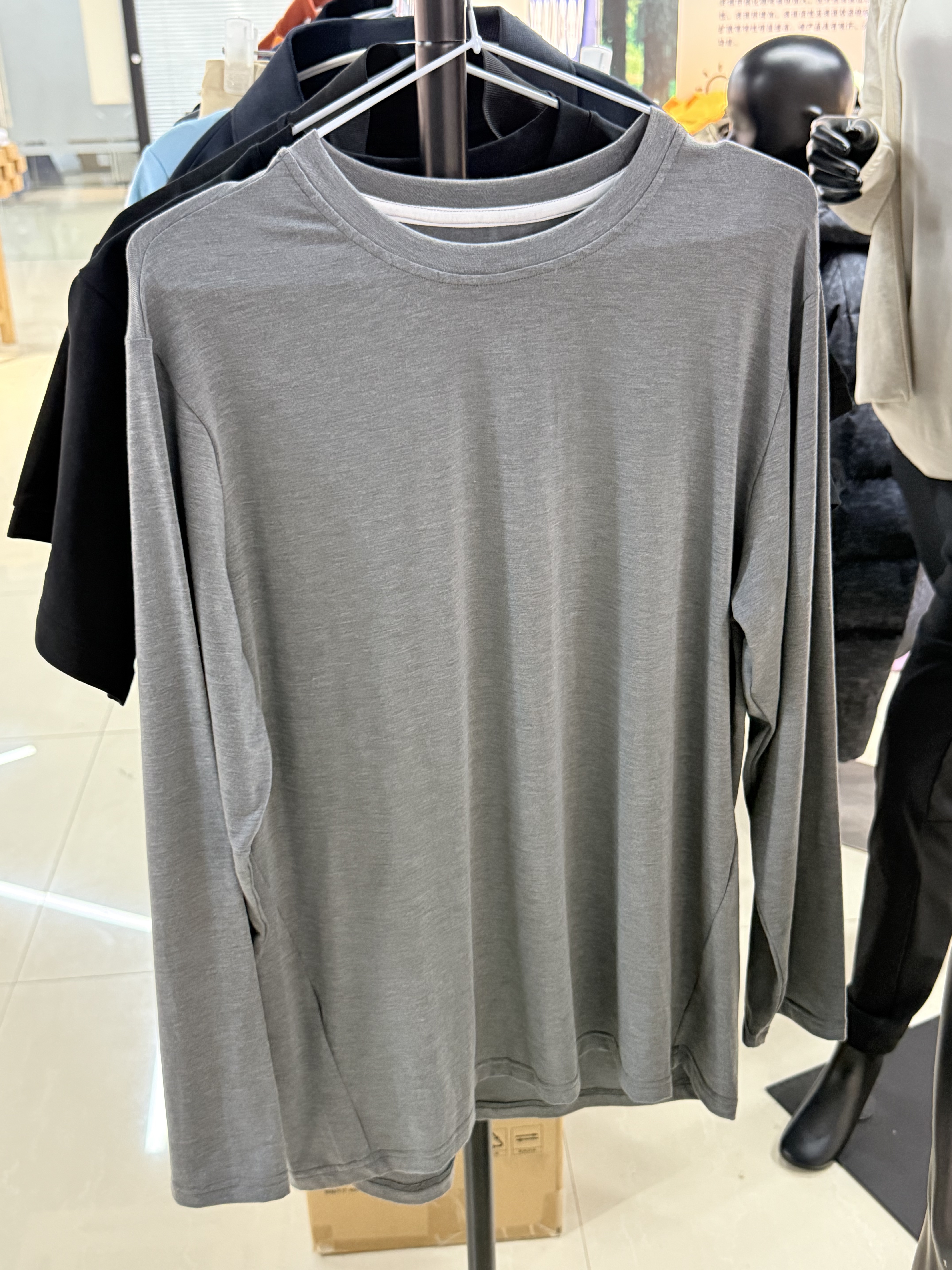 Garment manufacturing case using functional polyester filament for quick-dry and antibacterial fabric