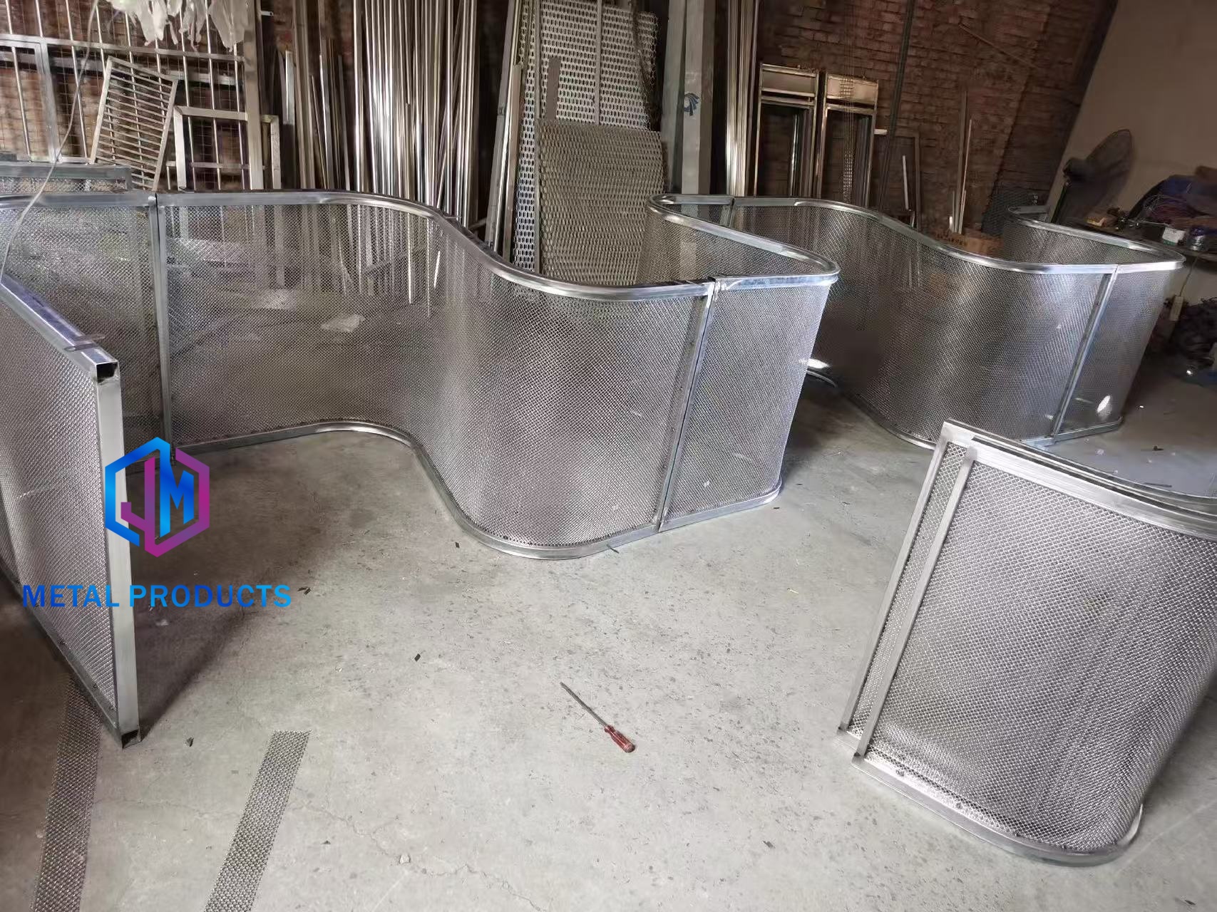custom curved architectural metal mesh panel for project based facade design