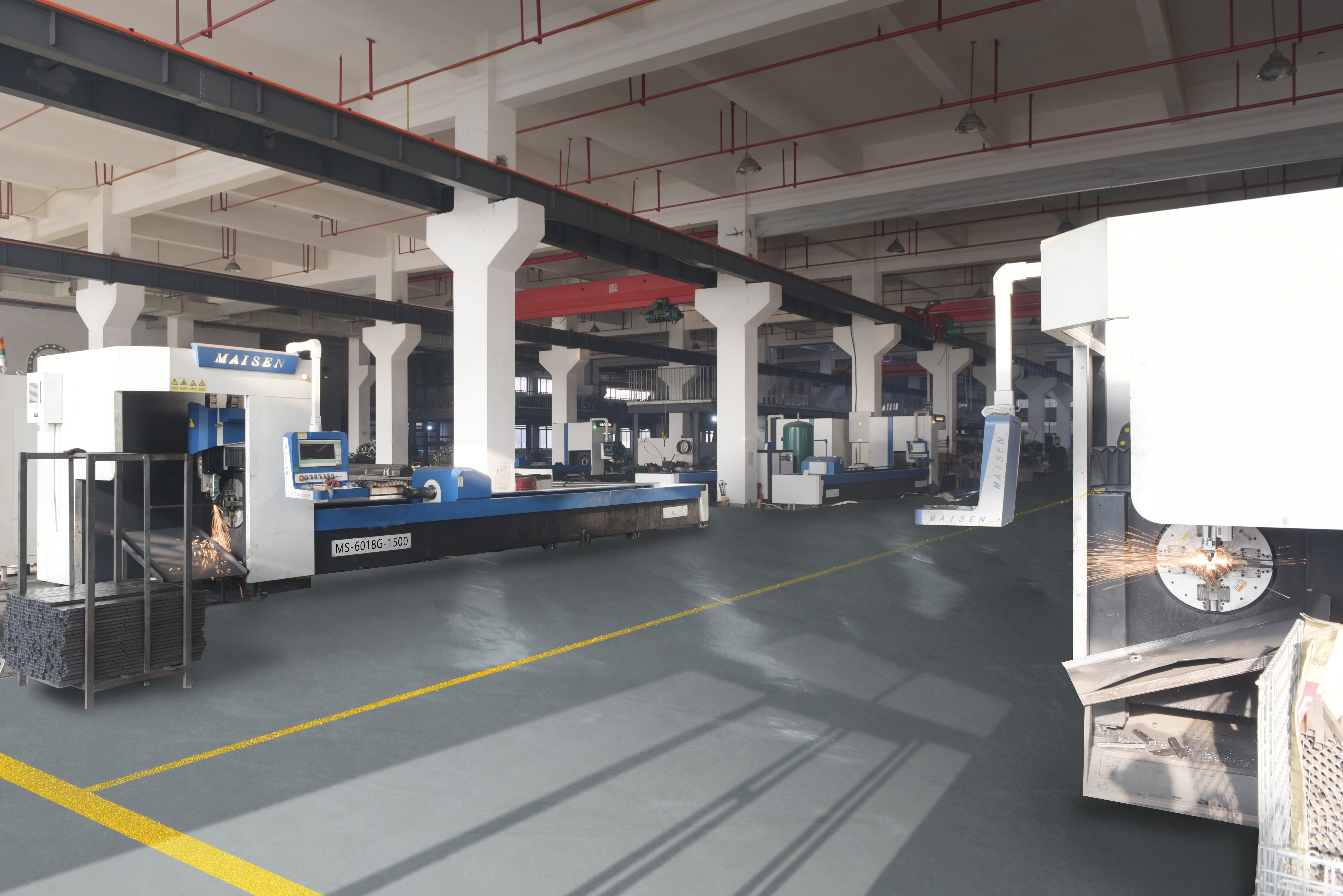Injection molding machine at ZHOUQI factory