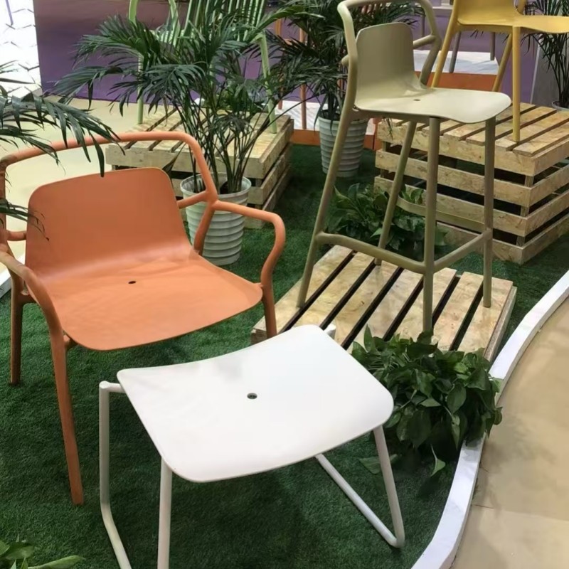 chair,Plastic chairs