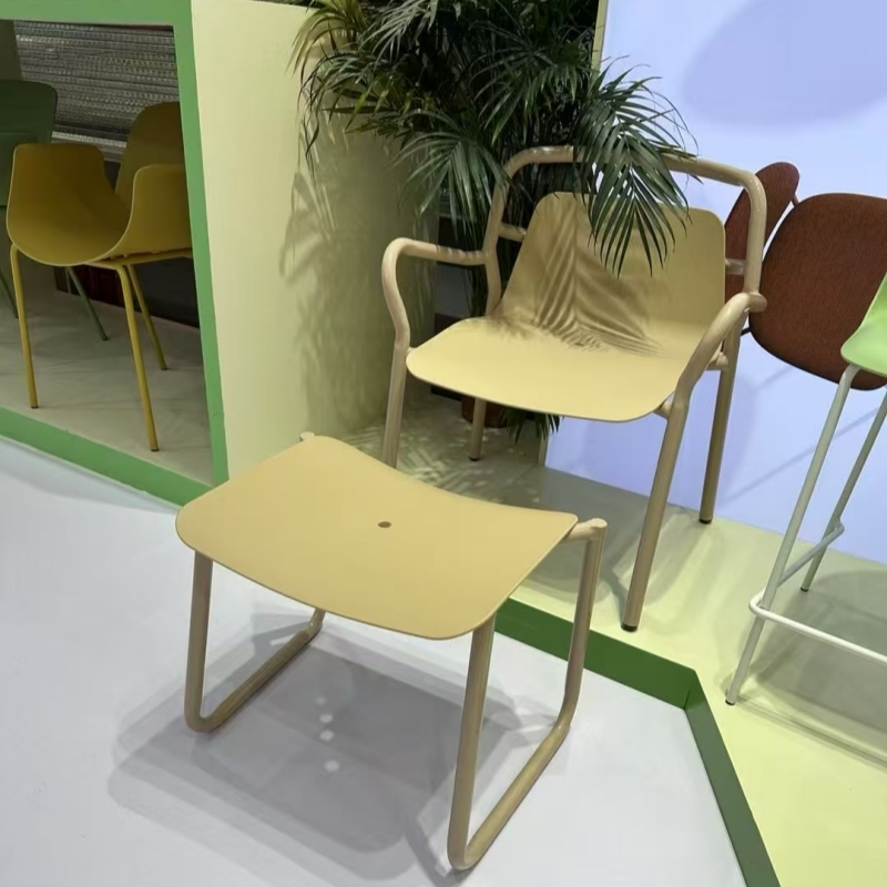 chair,Plastic chairs