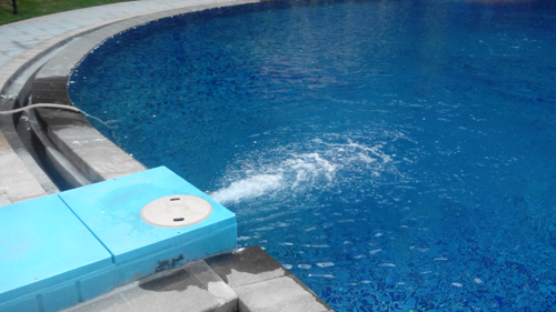 High efficiency integrated swimming pool filter