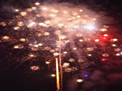 80 shots / Golden Fortune Ascension Display Fireworks Collection