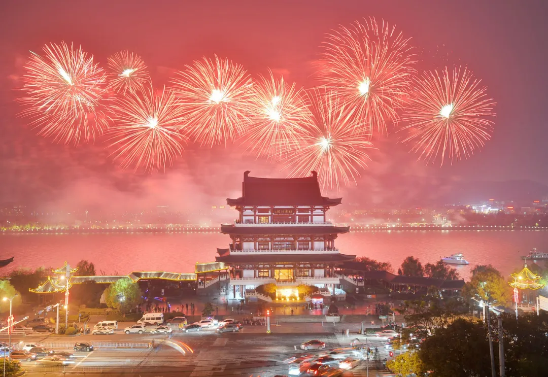 In the first seven months of the year, Hunan exported 23.5% more fireworks than the year before
