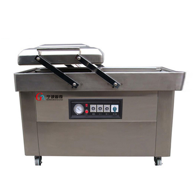 Double chamber vacuum packaging machine