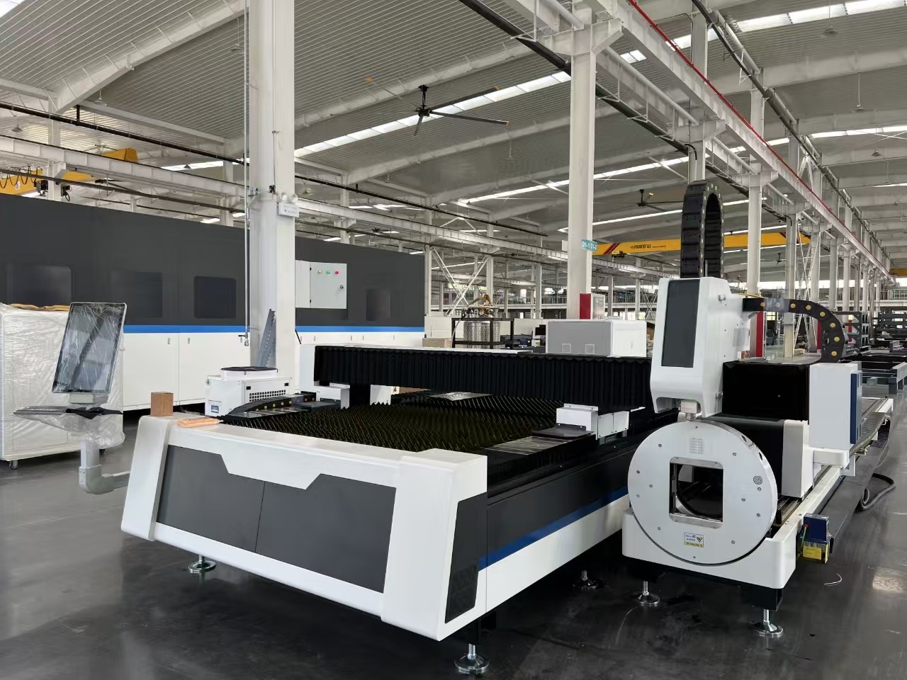 Plate and Tube Integrated Laser Cutting Machine