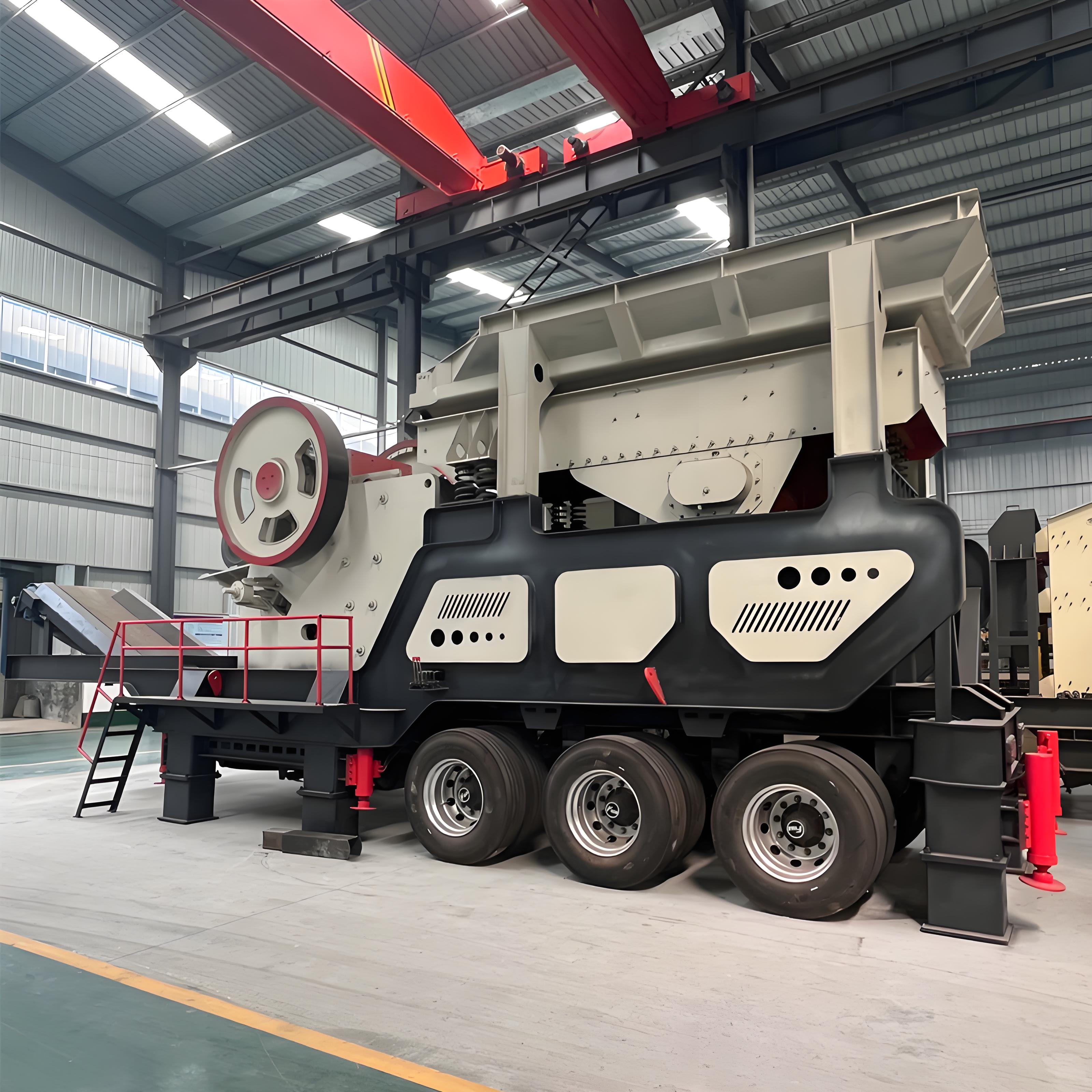 Jaw type mobile crushing station