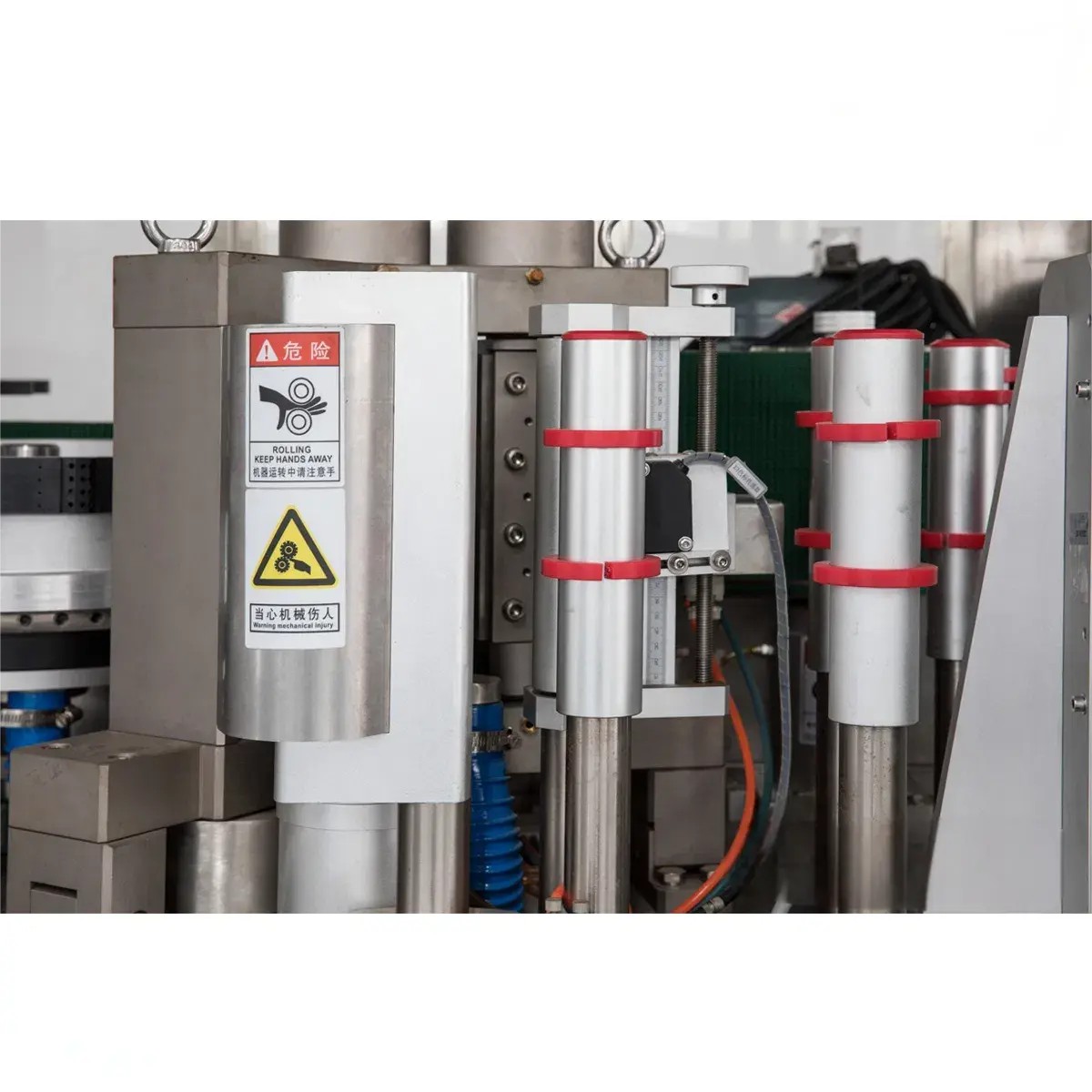 Automatic Labeling Machine System | Bottle, Jar & Box Label Applicators