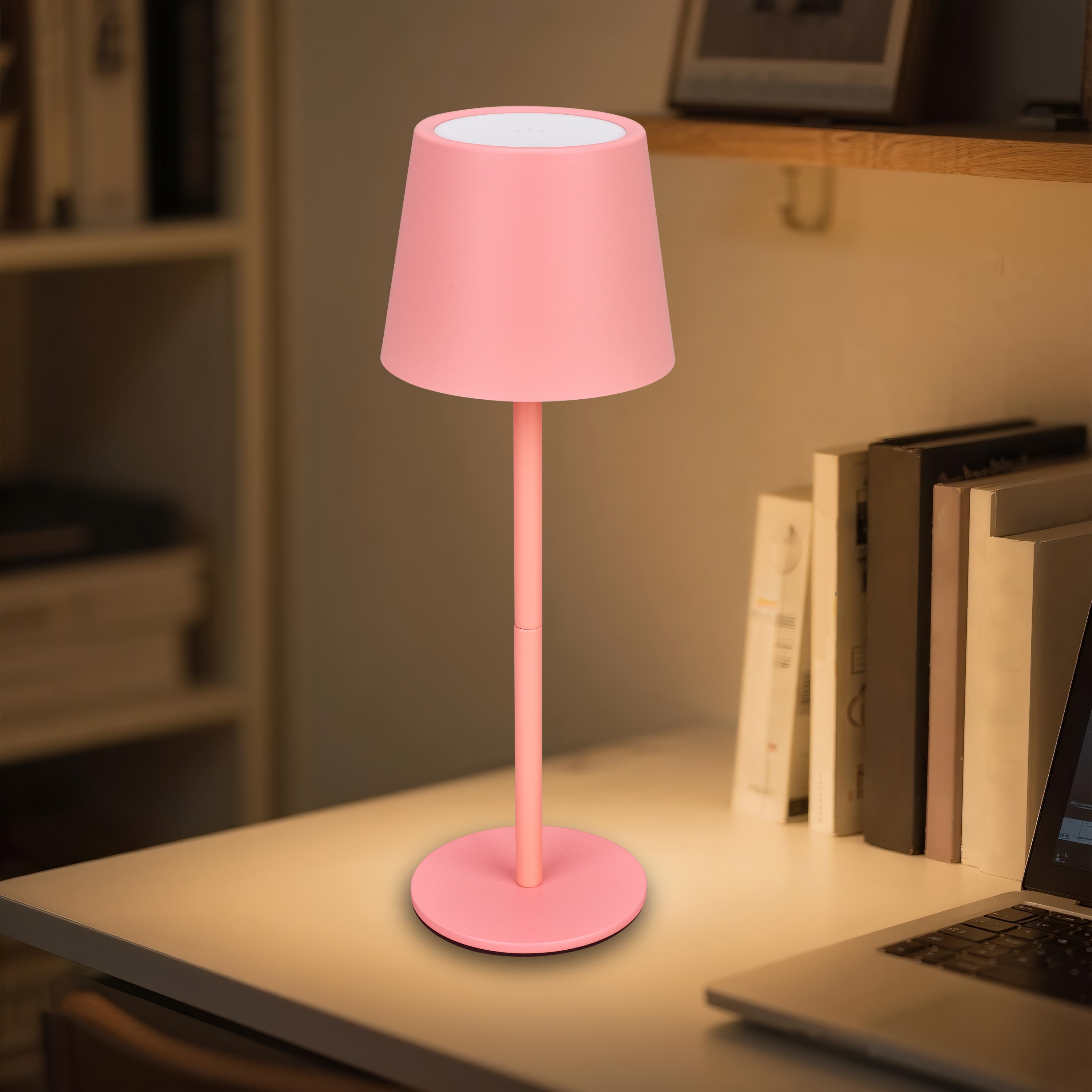 #slider-caption-0 Pink