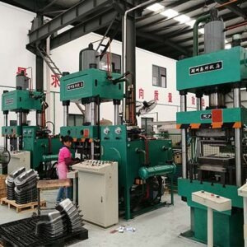 Y27-150 four-column stamping hydraulic press