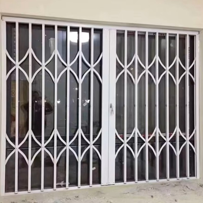 Modern Style Steel Retractable Hand Pull Security Grill Gate