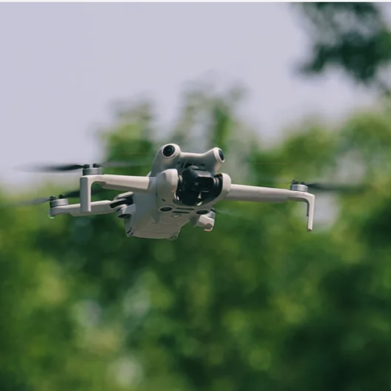 Lifting drones: the new star of modern logistics and engineering