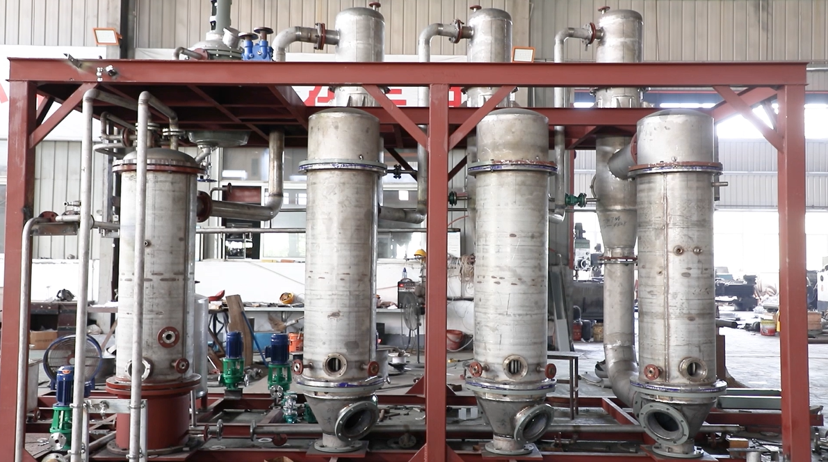 Triple Effect Forced Circulation Evaporator