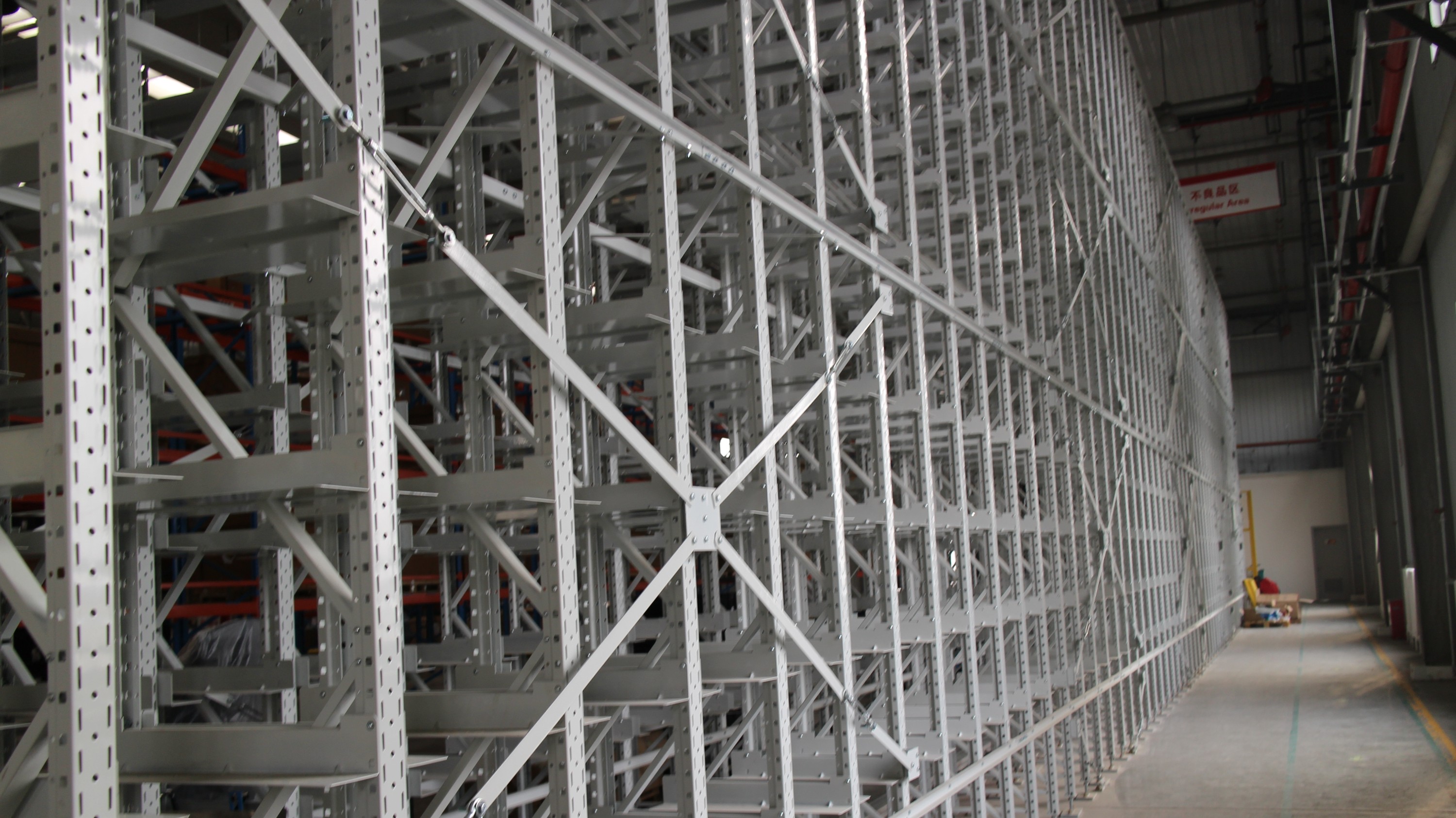 Project 001 &ndash; 2 Stacker Cranes (1 Active, 1 Spare)