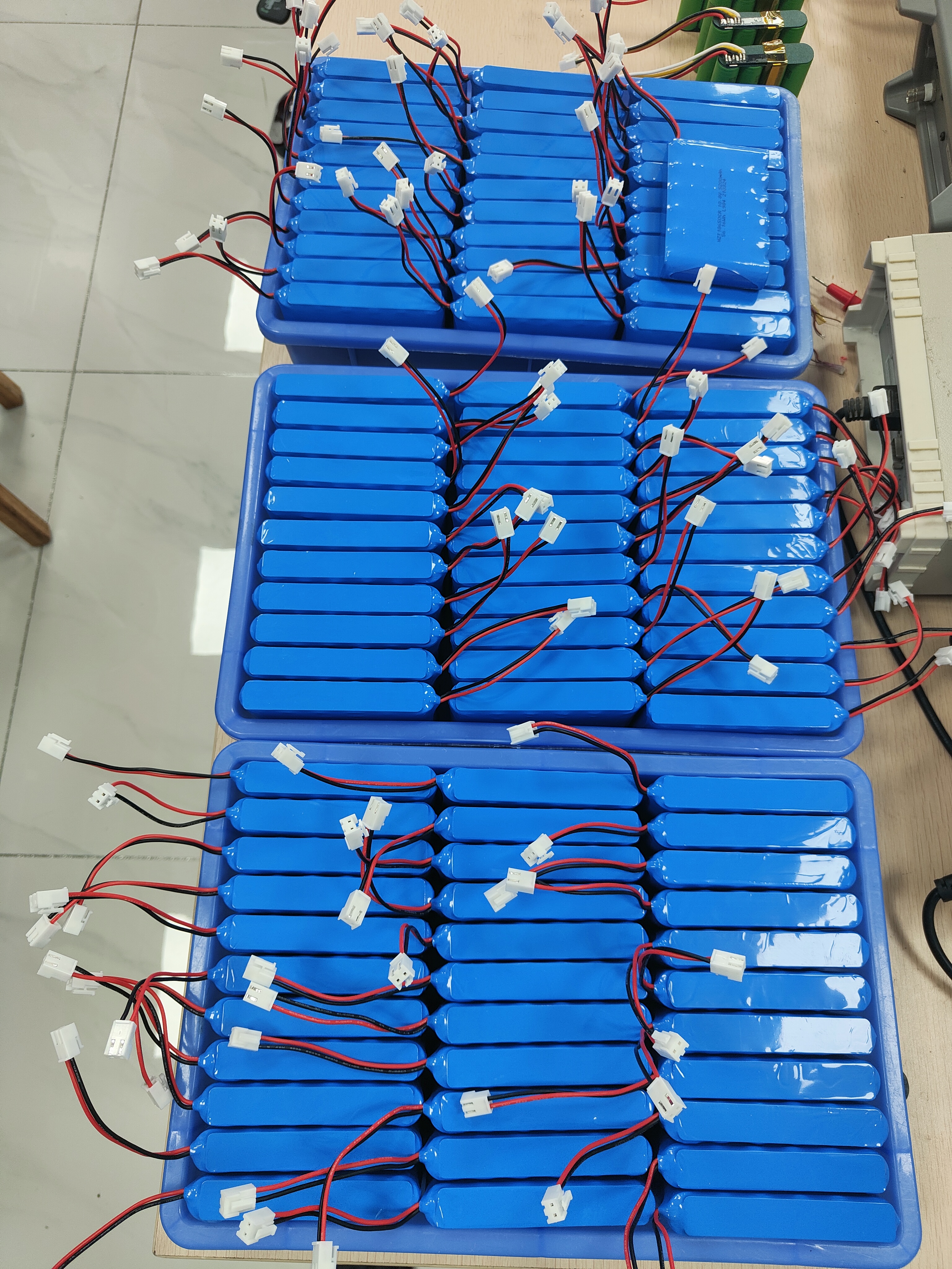 HCC Medical Battery in Device
