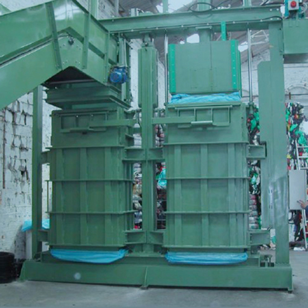 Double chambers clothes balers produced by NKBALER showing advanced twin-chamber hydraulic baler design