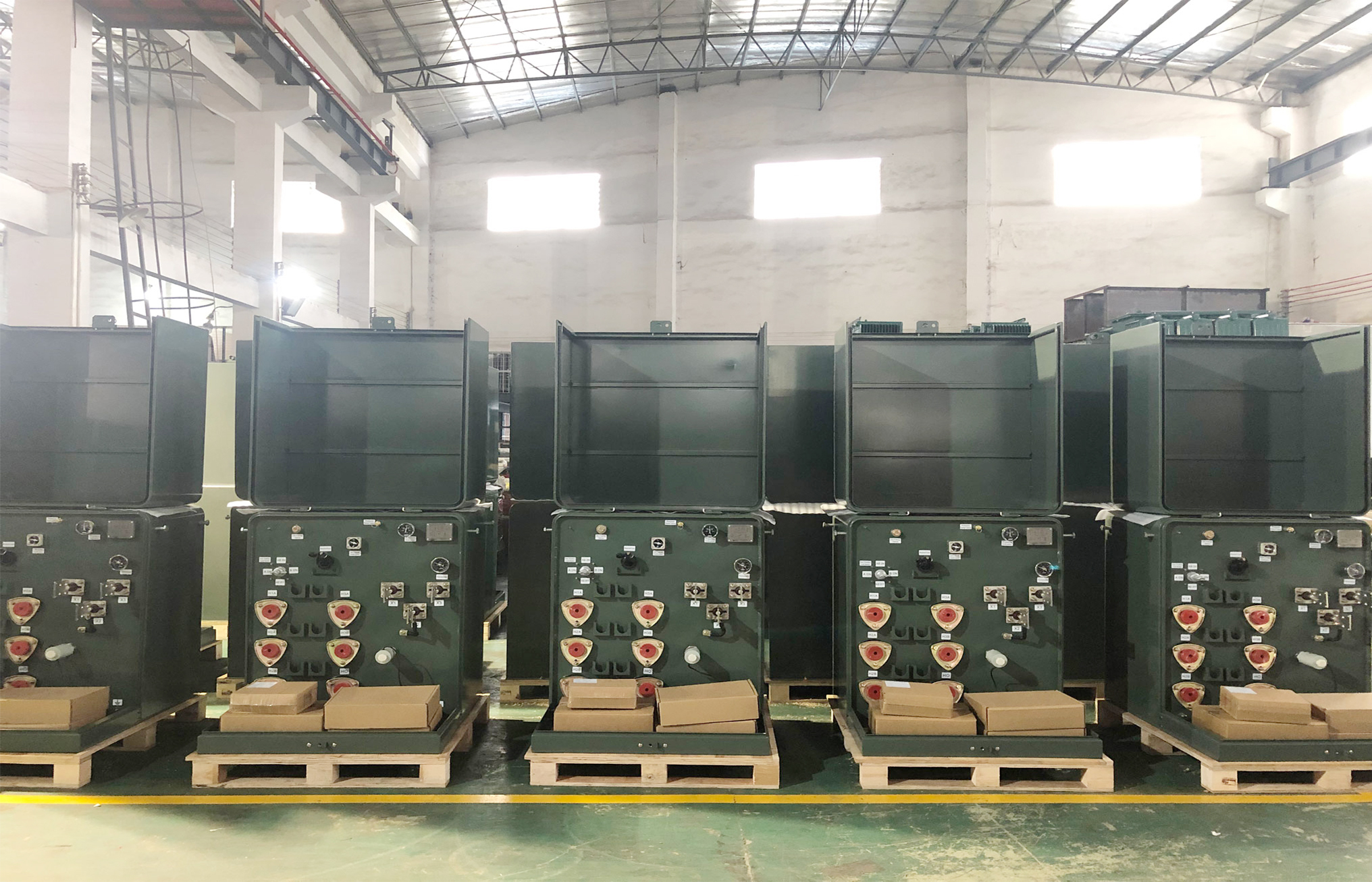 Single phase pad mounted transformer <p class=